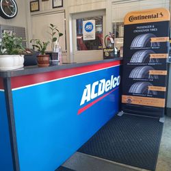 Porter's Automotive - The reception area. They were clean and the staff were friendly and professional.