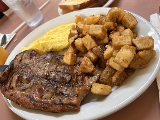 Wren's Café by null