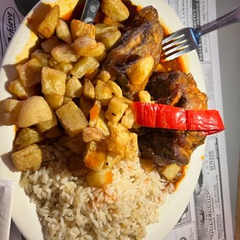 O Dinis Restaurant - Oxtail Special (Rice and Potatoes) - Portuguese Near Me - East Providence, Rhode Island O Dinis Restaurant - Oxtail Special (Rice and Potatoes) - Portuguese Near Me - East Providence, Rhode Island