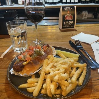 Bello Manzo - Chicago dog, garlic fries, happy hour red wine - Italian Near Me - Fredericksburg, Virginia