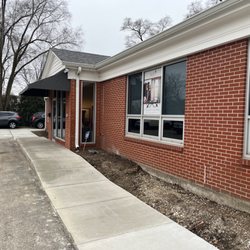 The Optometrists of the North Shore - Newly paved sidewalk/ramp