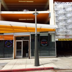 A Plus Foreign Currency Exchange - Store front