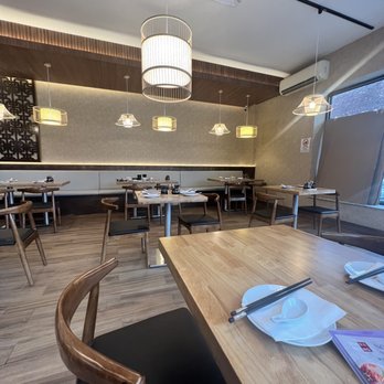 Dun Huang - Dining area - Chinese Near Me - Brooklyn, New York
