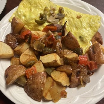 Southern Sisters Cafe - Philly cheesesteak omelette with home fries - American Near Me - Melbourne, Florida Southern Sisters Cafe - Philly cheesesteak omelette with home fries - American Near Me - Melbourne, Florida