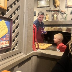 Cracker Barrel Old Country Store - Playing checkers