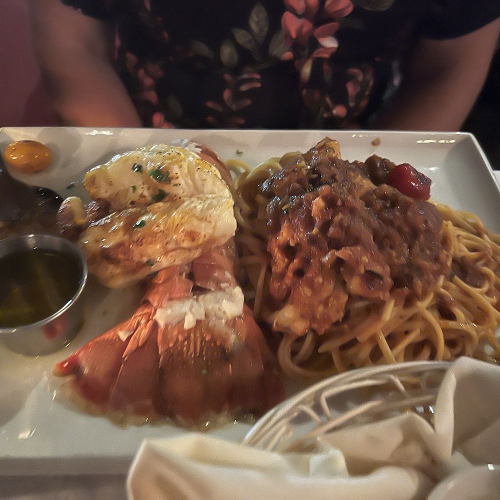 Reyes Steakhouse - Linguini lobster Linguini Shrimp Fra Diavolo - Steakhouses Near Me - Park Ridge, Illinois
