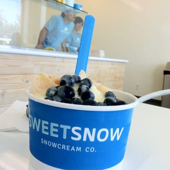SweetSnow - Original with fresh blueberries and lycée and drizzles with condensed milk. Yum. - Desserts Near Me - Northridge, California