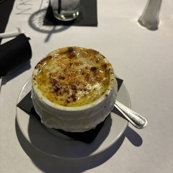 Alexander Pierce Restaurant - French onion soup- amazing - American Near Me - Akron, Ohio