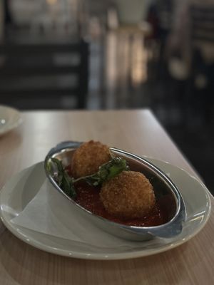 GH Pasta and Pizza by null