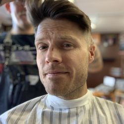 The Gentlemen's Shop & Shave Parlour