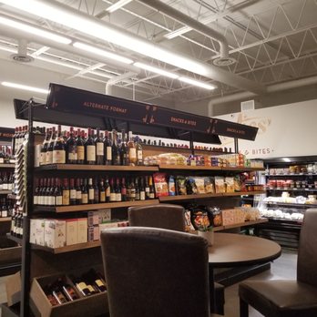 Stelios Bottles & Bites - Wine store and bar - Bars Near Me - Chicago, Illinois
