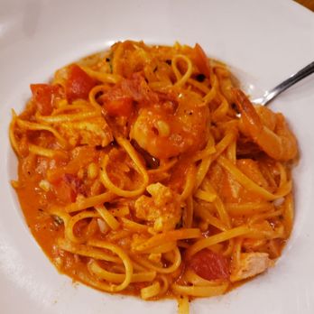 Amore - Roasted Garlic & Tomato Pasta - Italian Near Me - Marana, Arizona