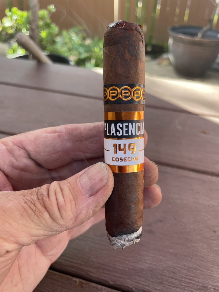 Cigar Warehouse Logo