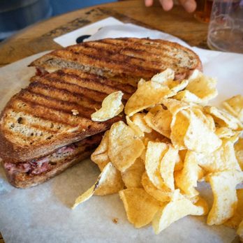 Gilman Brewing Company - Berkeley - Ruben sandwich with Cheddar Kettle chips - Brewpubs Near Me - Berkeley, California Gilman Brewing Company - Berkeley - Ruben sandwich with Cheddar Kettle chips - Brewpubs Near Me - Berkeley, California