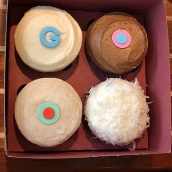 Sprinkles Houston Westheimer - Gluten free lemon blueberry, Cuban coffee, carrot, and chocolate coconut - Desserts Near Me - Houston, Texas Sprinkles Houston Westheimer - Gluten free lemon blueberry, Cuban coffee, carrot, and chocolate coconut - Desserts Near Me - Houston, Texas
