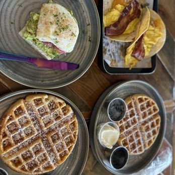 Dandelion Cafe - Bellaire - Breakfast tacos and waffles avocado toast - Coffee & Tea Near Me - Bellaire, Texas