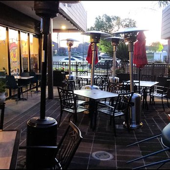 Hot off the Griddle - The patio is very spacious and charming, but since the temperature was in the mid-30's, I elected to dine inside. - Breakfast & Brunch Near Me - Rocklin, California