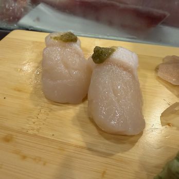 Sushi Gen - Scallops - Sushi Bars Near Me - Los Angeles, California Sushi Gen - Scallops - Sushi Bars Near Me - Los Angeles, California