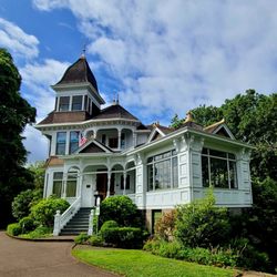 Deepwood Museum & Gardens - Deepwood on a beautiful day
