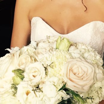 Berry & Bloom Floral - Wedding Planning Near Me