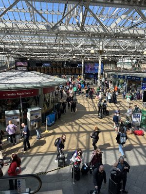 Edinburgh Waverley by null