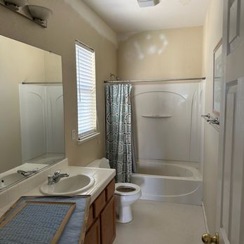Glad Construction - Before - kids bathroom - General Contractors Near Me - North Highlands, California