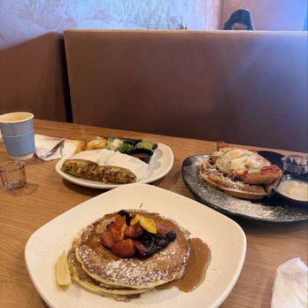 Bluberry Social - Breakfast & Brunch Near Me - Irvine, California Bluberry Social - Breakfast & Brunch Near Me - Irvine, California