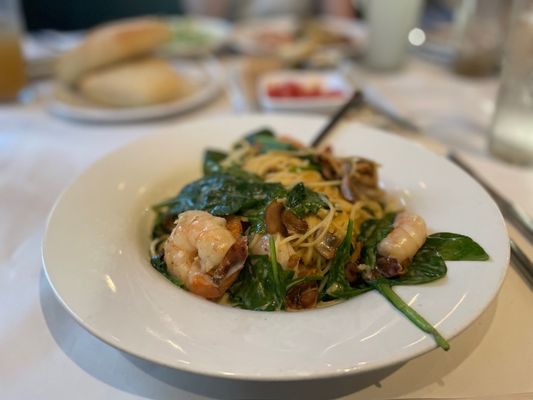 Romano's Macaroni Grill by null