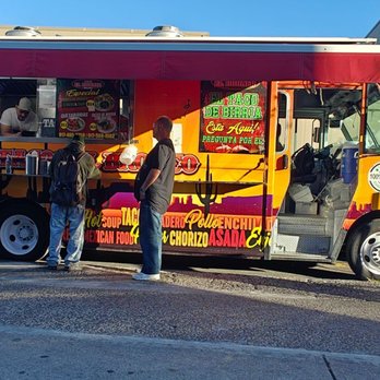 Tacos El Bronco - Food Trucks Near Me - Brooklyn, New York