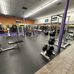 Anytime Fitness - Main lifting area.
