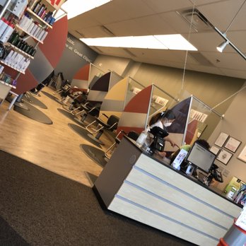 Great Clips - Only two ppl doing hair - Hair Salons Near Me - Four Corners, Florida
