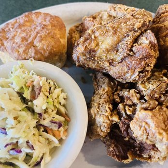 Metro Diner - Fried chicken plates - Diners Near Me - Oklahoma City, Oklahoma
