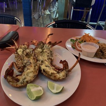 Lee’s Roadside Bar & Grill - Seafood Near Me - Sint Maarten, New Hampshire