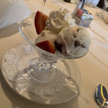 Arturo's Restaurant - Gelato - Italian Near Me - Midland Park, New Jersey Arturo's Restaurant - Gelato - Italian Near Me - Midland Park, New Jersey