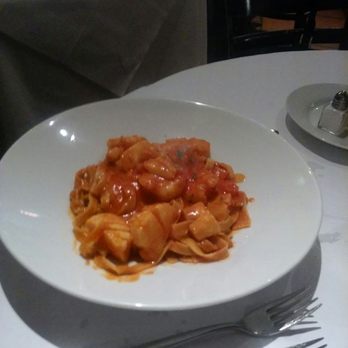 Amarone NY - Fettuccine Portofino - Italian Near Me - New York, New York