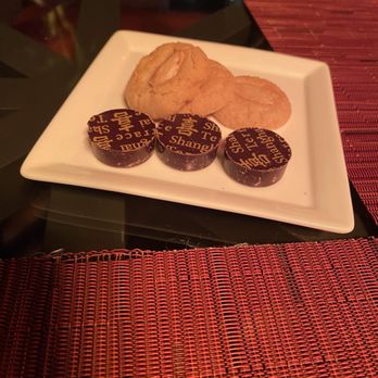 Shanghai Terrace - Almond cookies and chocolate as a little night cap - Chinese Near Me - Chicago, Illinois