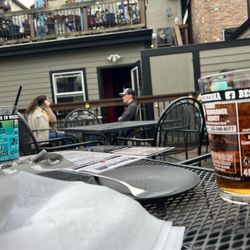 Mainstream Bar & Grill