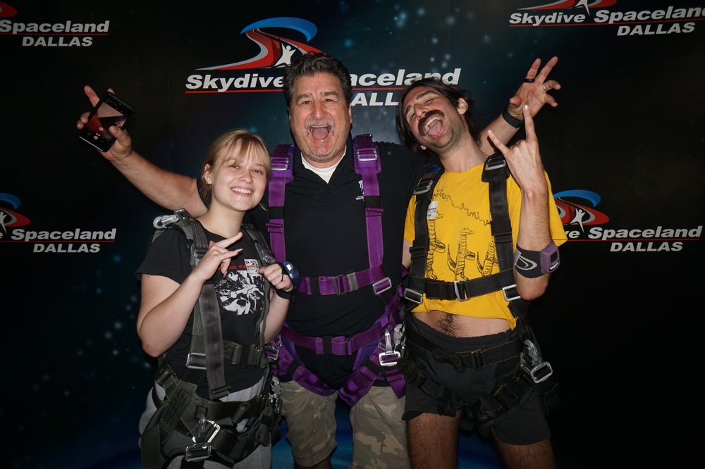 SKYDIVE SPACELAND DALLAS - 233 Photos & 159 Reviews - 1039 Private Rd ...