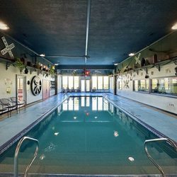 Depot Inn & Suites - Heated indoor pool