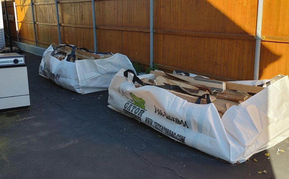 THE GATOR DUMPSTER BAG 29 Photos 116 Tupelo St, Swansea