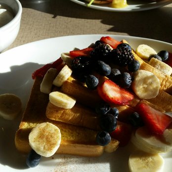 The Open Kitchen - French toast with fruit - Breakfast & Brunch Near Me - London, Ontario The Open Kitchen - French toast with fruit - Breakfast & Brunch Near Me - London, Ontario