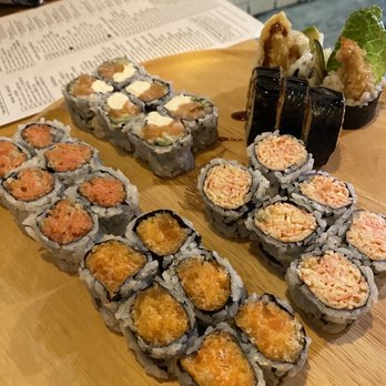 Akino - Sushi Bars Near Me - Elmhurst, New York