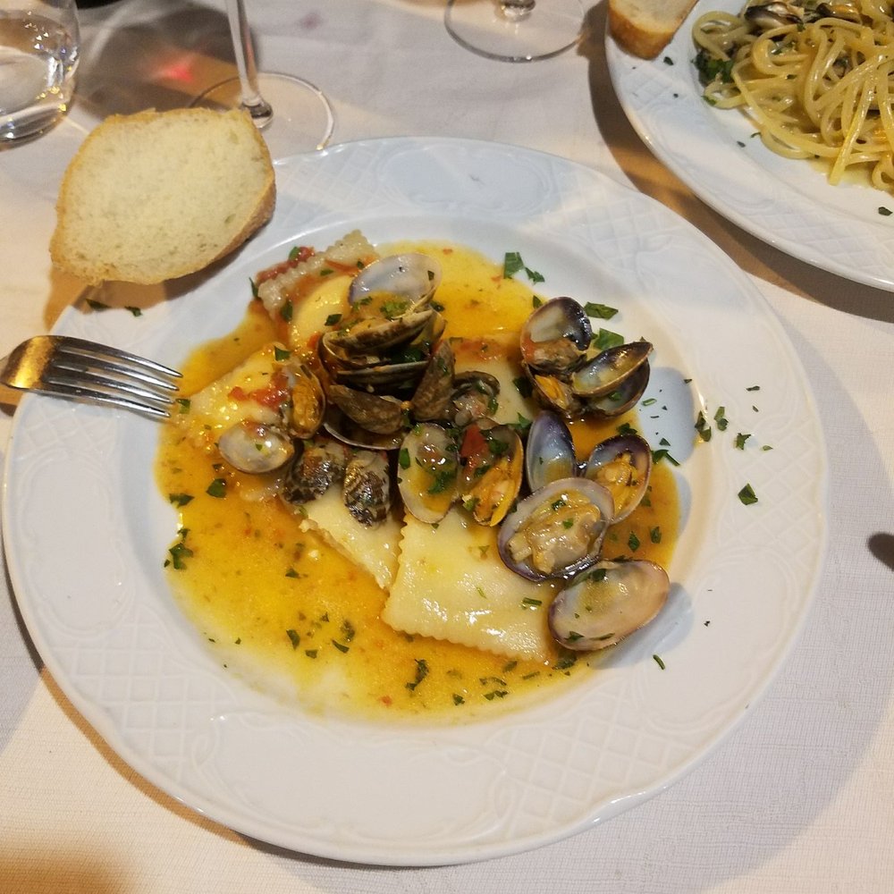 Da Michele - Seafood ravioli - Cucina campana Near Me - Massa Lubrense, NA Da Michele - Seafood ravioli - Cucina campana Near Me - Massa Lubrense, NA