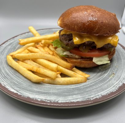 Roundin 3rd Sports Bar & Grill by null