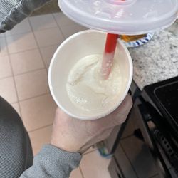 Steak ’n Shake - Chocolate shake as you can clearly see not chocolate!