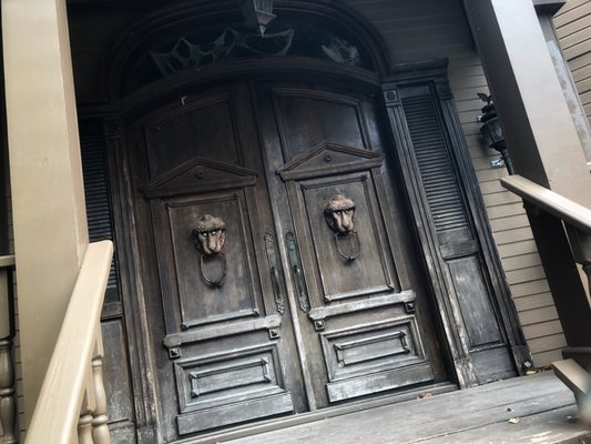 Munster Mansion by null