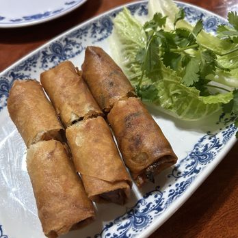 Lee's Noodle House - Egg Roll Deep Fried - Vietnamese Near Me - Santa Rosa, California Lee's Noodle House - Egg Roll Deep Fried - Vietnamese Near Me - Santa Rosa, California