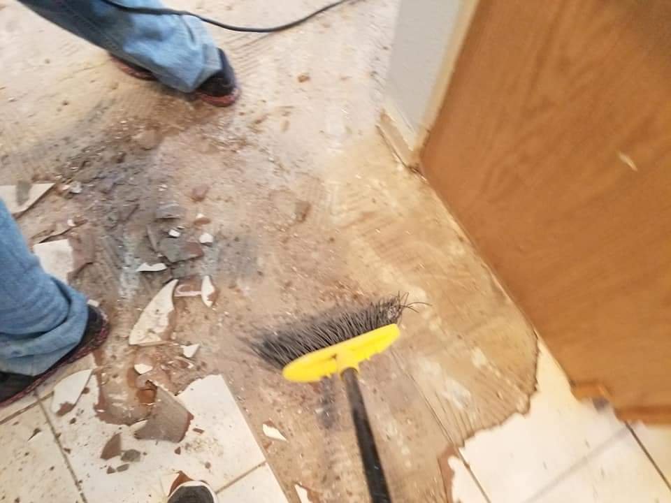 Slide of Safeguard Roofing and Construction