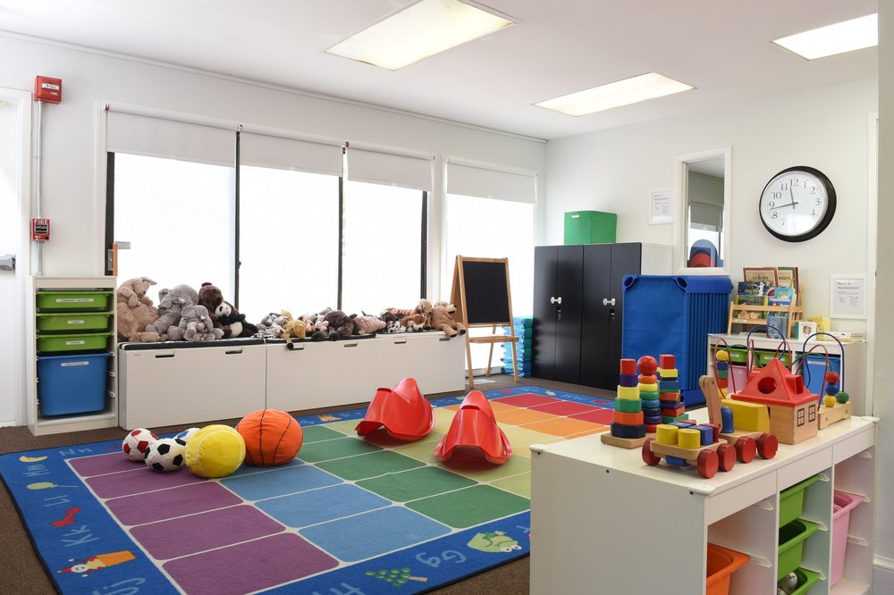 FAZ Creative Education Learning Center - childcare center in McLean, VA