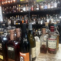 The Wine & Cheese Place - Tasting bar